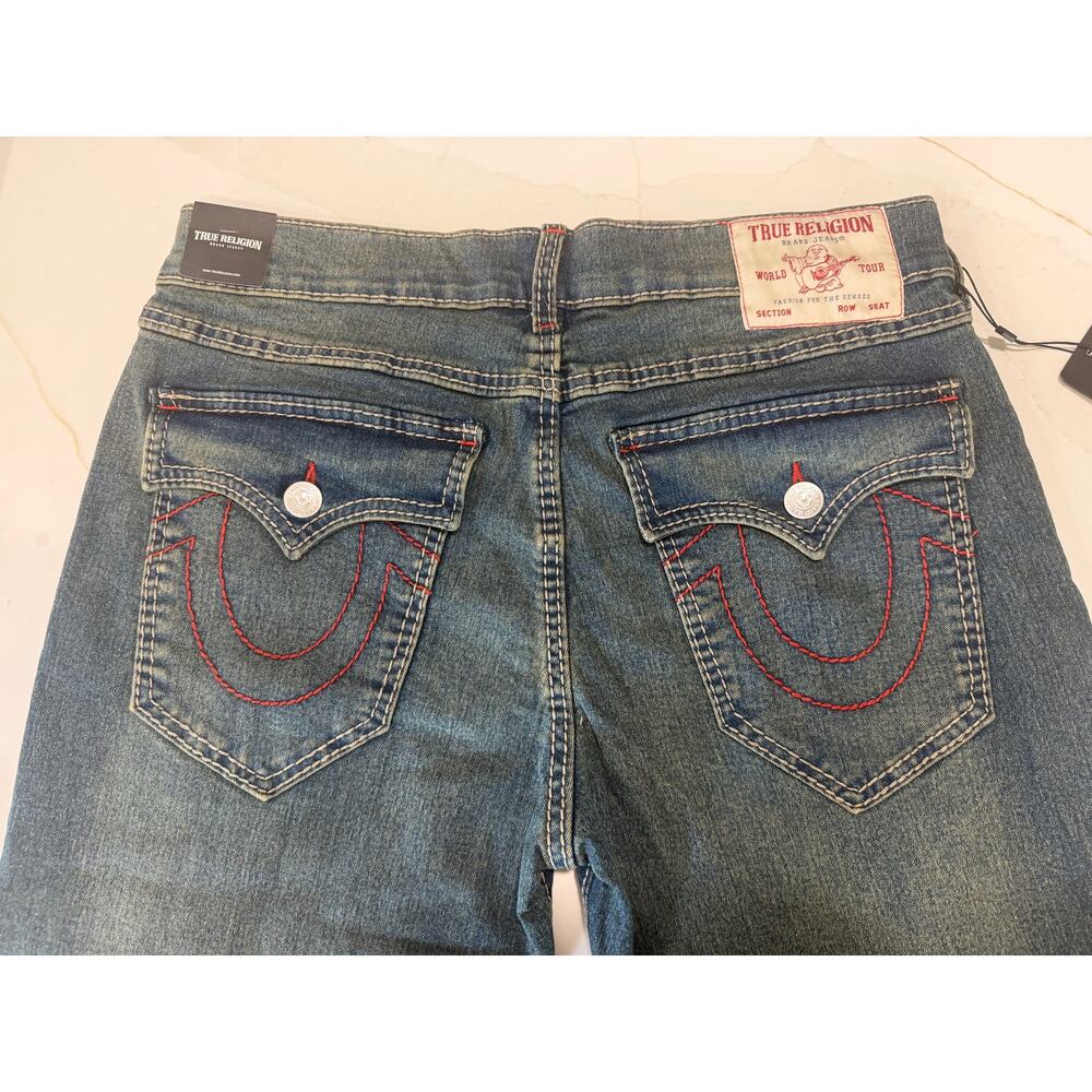NWT True Religion Geno Jeans Men 34x32 Denim Big T Flap Relaxed Slim Red Stitch